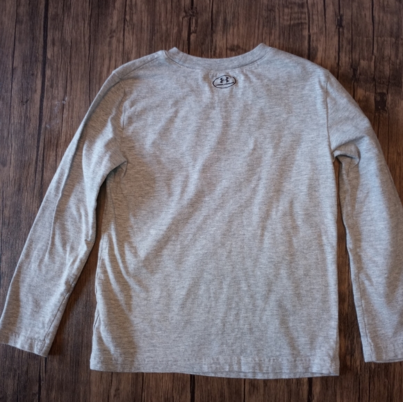 Under Armour Shirt - Picture 2 of 3